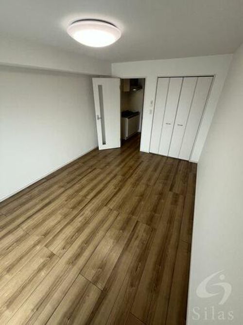 大阪府池田市井口堂1丁目(マンション)の賃貸物件の居間