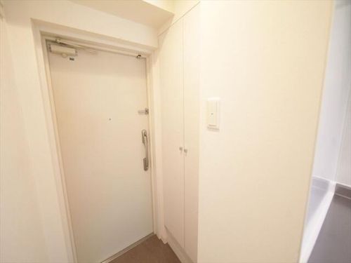 アクアヒルズの玄関