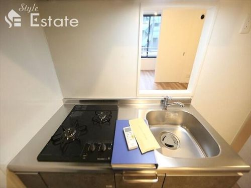 リーデンス今池のキッチン