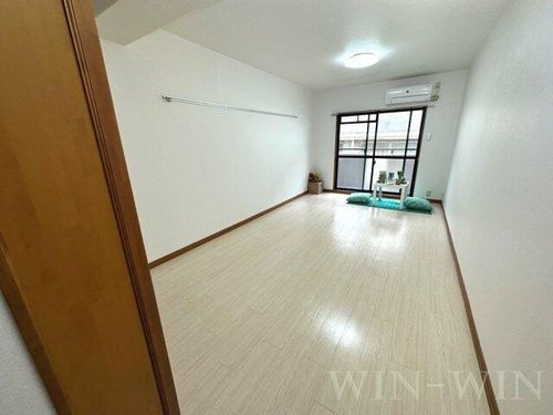 シャンテ豊橋4Eの居間