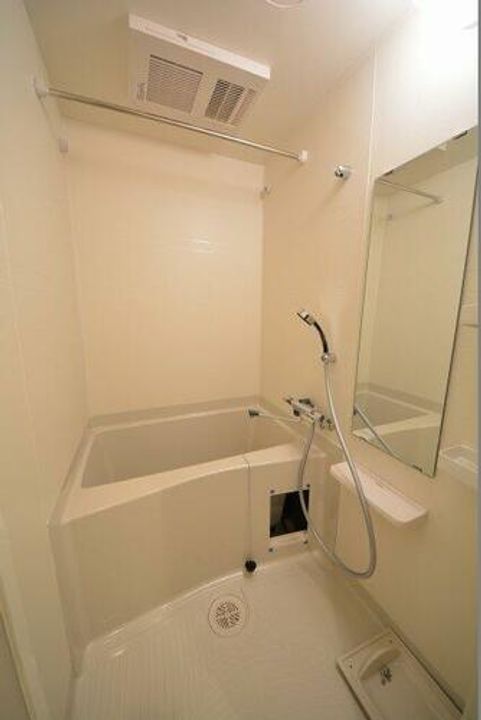 プレサンス松屋町駅前の風呂