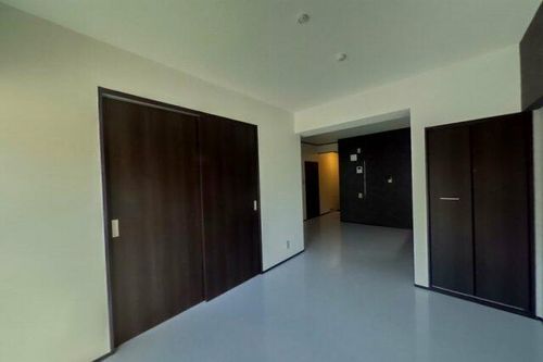 ハイツ北出 B棟103の居間