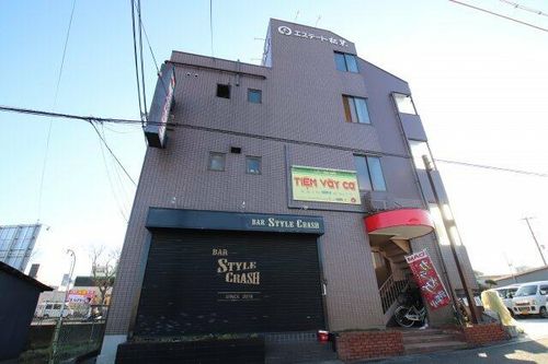 本松葉ビルの外観