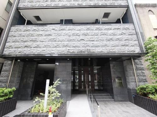 プレサンス丸の内リラティの外観