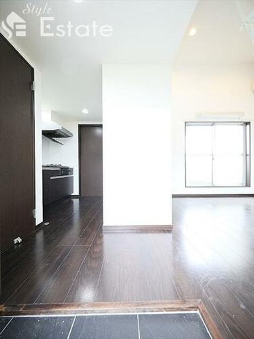 愛知県名古屋市中川区若山町3丁目(アパート)の賃貸物件202の玄関