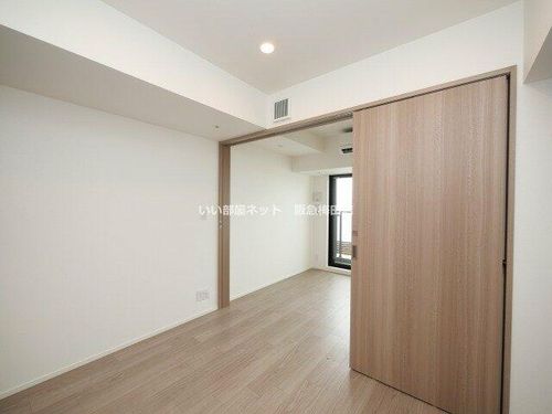 ザ・パークハビオ塚本の居間