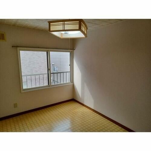 パークハイツ吉田203の内装