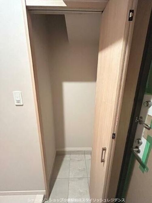 インクレイス門司の玄関