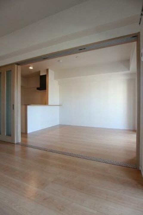 VERDE 大手町の居間