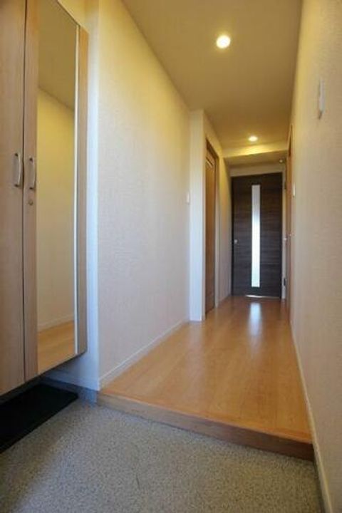 VERDE 大手町の玄関