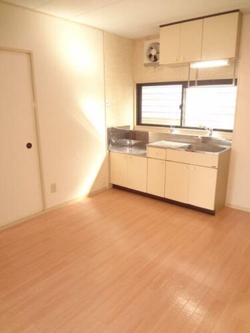 セジュール小柳Ⅰ201の居間