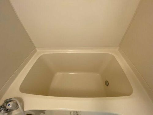 プレスト・コート壱番館の風呂