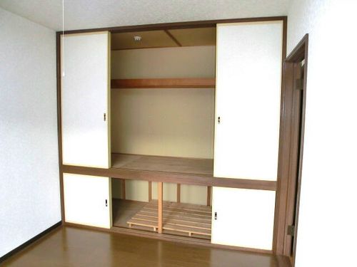 ライラックAの内装