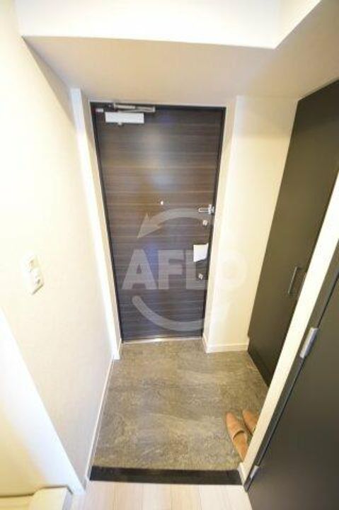 ララプレイス天王寺ルフレの玄関