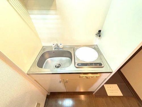 ベルメゾン一須賀Ⅲ号館のキッチン