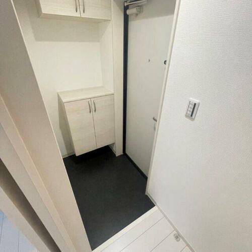 D porta mildの玄関