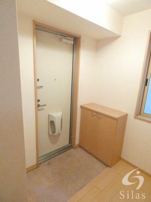 メゾン ド アールの玄関