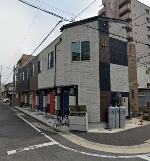 バステトこがねの外観