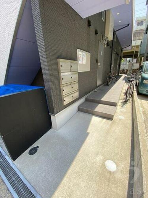 大阪府大阪市東成区大今里南5丁目(アパート)の賃貸物件の玄関