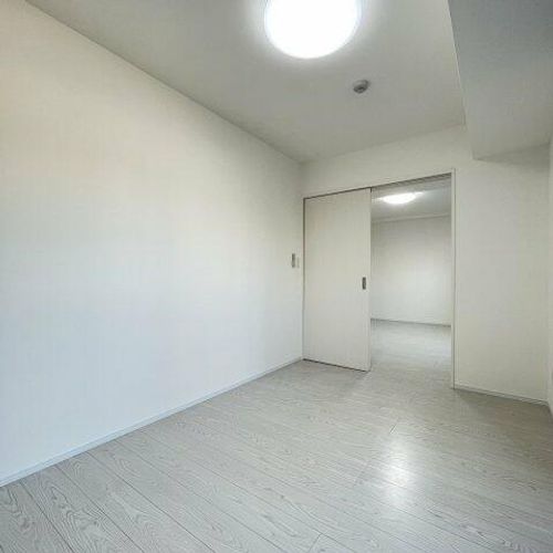 アビターレ車道の内装