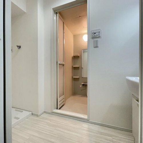 アビターレ車道の内装