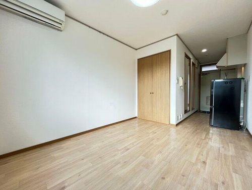 メゾンマーメイドの居間