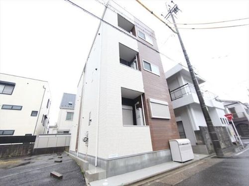 la Vierge(ラ・ヴィエルジュ)の外観