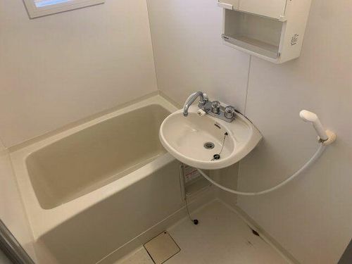 コーポラスみき II棟の風呂