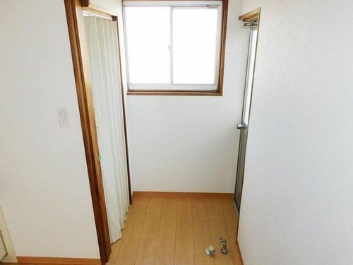 若狭野町出アパートの内装