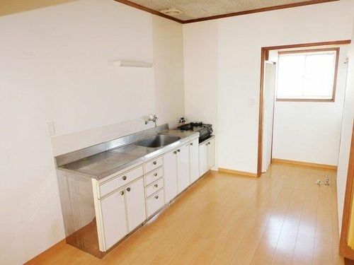若狭野町出アパートのキッチン