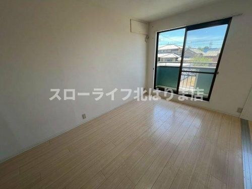 ロイヤルハイツⅠ202の居間