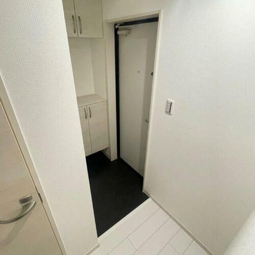 D porta mildの玄関
