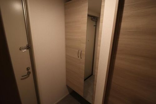 ストレイト葛葉の玄関