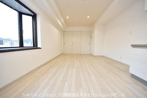 エルザビル香春口の居間