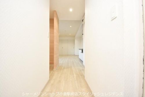 エルザビル香春口の玄関