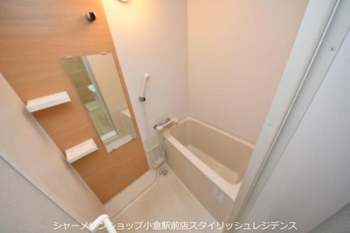 エルザビル香春口の風呂