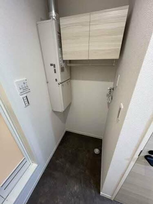 大阪府羽曳野市南古市1丁目(アパート)の賃貸物件の玄関