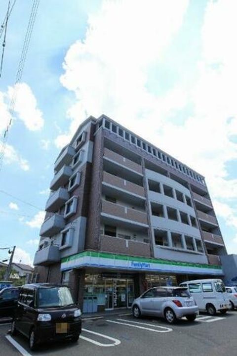 エクセレントリッチ伊崎の外観
