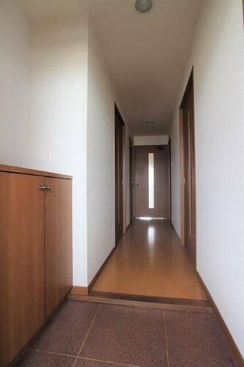 エクセレントリッチ伊崎の玄関