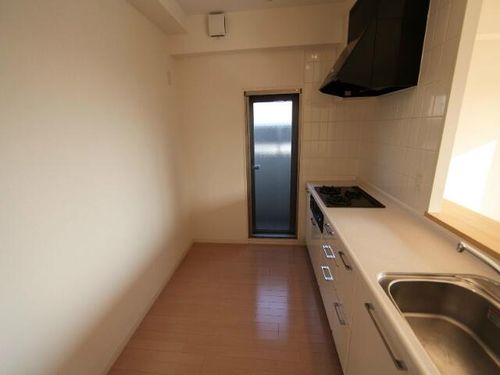 スクエア名古屋港のキッチン