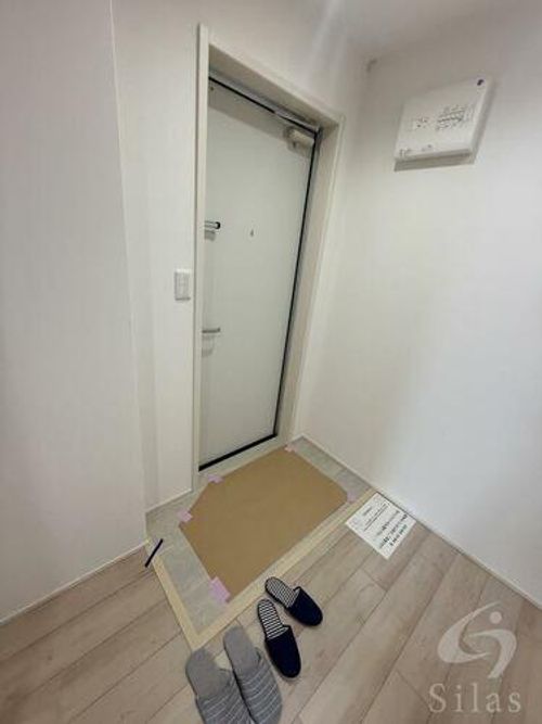 大阪府堺市西区鳳中町1丁(アパート)の賃貸物件の玄関