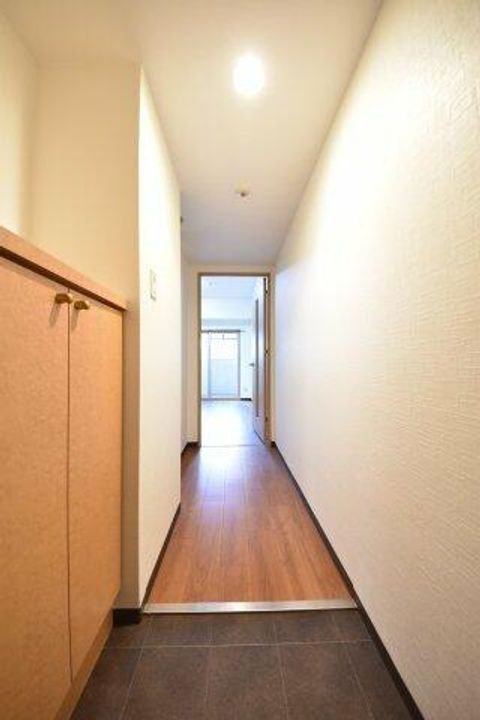 アスヴェル神戸元町の玄関