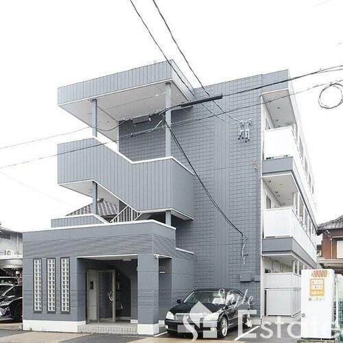 ST PLAZA SAKURAYAMAの外観