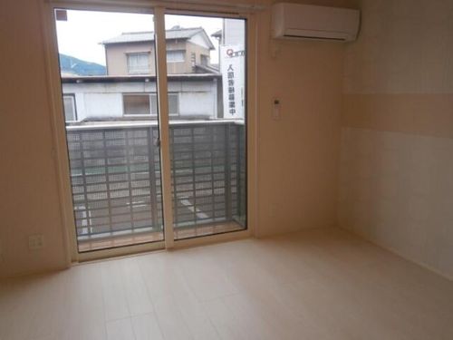 エスペランサ今町の居間