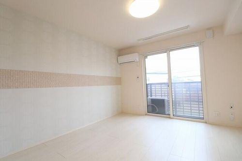 エスペランサ今町の居間