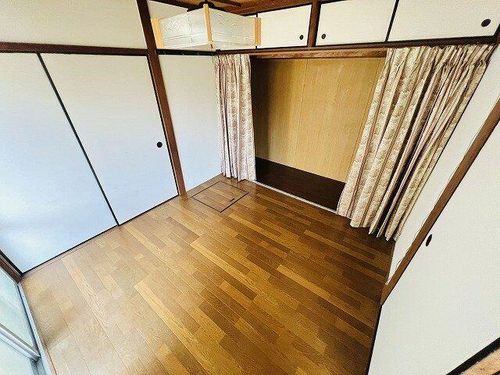 伊伝居ハウス102の内装