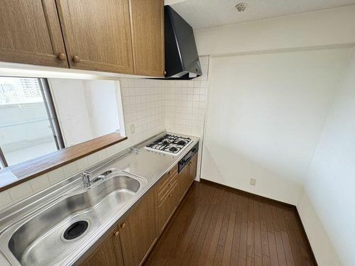 エンブレイス姫路下寺町1108のキッチン