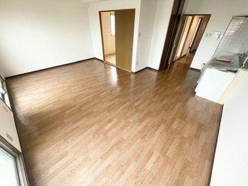 Matono MS II (マトノマンション)の居間