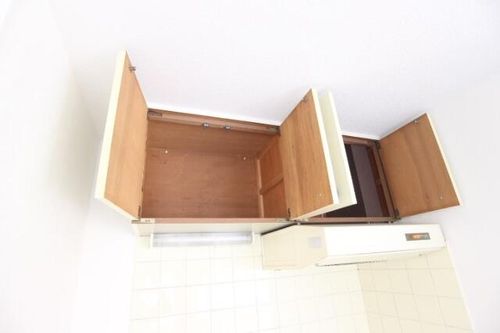 テスラ須磨の内装