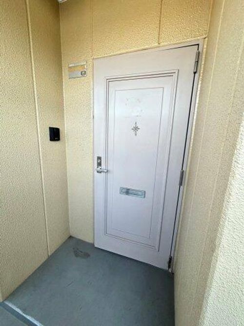 ヴィレジア(旧館)の玄関